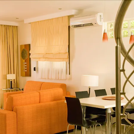 蓝梦豪华别墅 Pefki