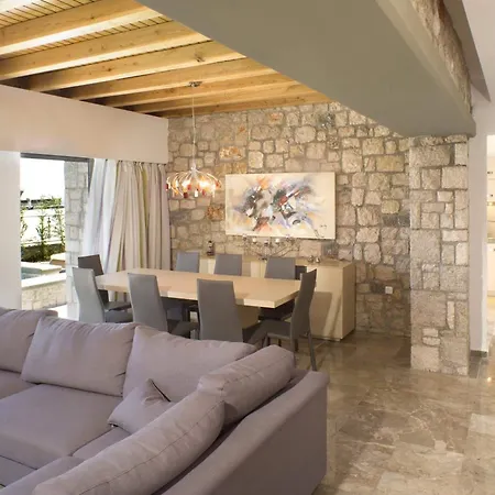 Blue Dream Luxury Villa